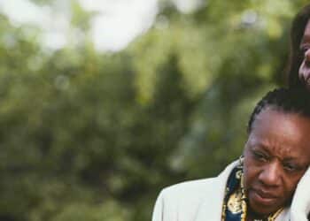 Acı Gerçekler: Hard Truths (2024) Fragmanı